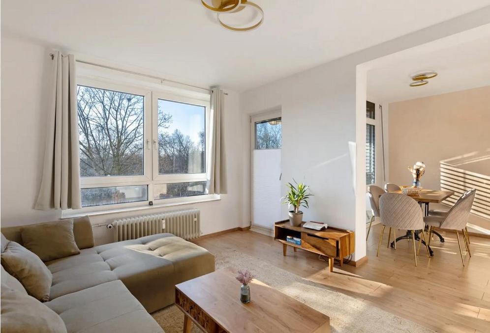 Charmentes Privatzimmer Mit Kueche, Naturgebiet Düsseldorf Exterior foto