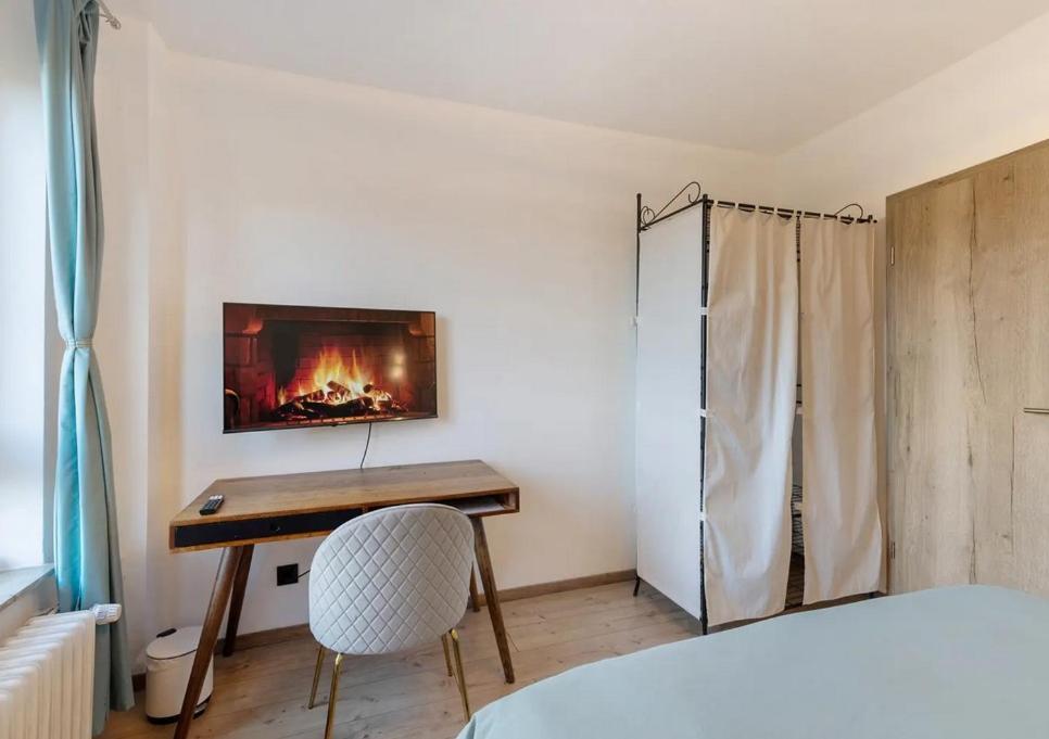 Charmentes Privatzimmer Mit Kueche, Naturgebiet Düsseldorf Zimmer foto